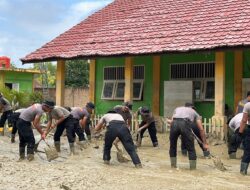 Brimob Polda Banten Bantu Pemulihan Fasilitas Pendidikan Pascabencana di Aceh Utara