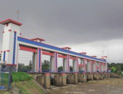 Waspada! Debit Air Cisadane Naik ke Siaga 3, BPBD Kota Tangerang Ungkap Alasan Sirine Pintu Air 10 Berbunyi Kencang