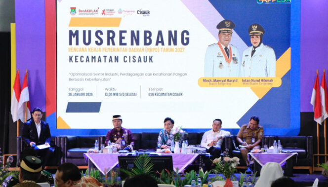 
Foto Ist: Suasana Musyawarah Perencanaan Pembangunan (Musrenbang) RKPD Tahun 2027 Kecamatan Cisauk yang digelar di Gedung Serba Guna (GSG) Kecamatan Cisauk, Senin (26/1/2026).