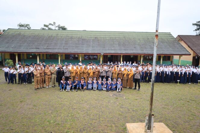 
Polda Banten Turun ke SMP, Bentengi Pelajar dari Kenakalan Remaja