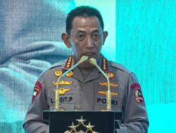 Kapolri Perintahkan Tes Urine Massal Usai Eks Kapolres Bima Kota Terjerat Narkoba