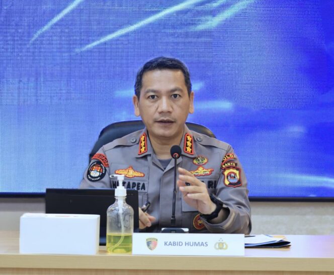 
Viral Dugaan Mahasiswa Rekam Dosen di Toilet, Polda Banten Terima Laporan dan Lakukan Penyelidikan