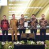 Bupati Tangerang Raih Top Pembina BUMD di Ajang BUMD Award 2026