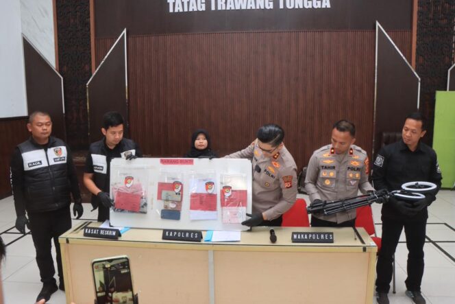 
Kasus Pornografi Anak Terbongkar di Indramayu, Pelaku Imingi Korban Gaji Fantastis