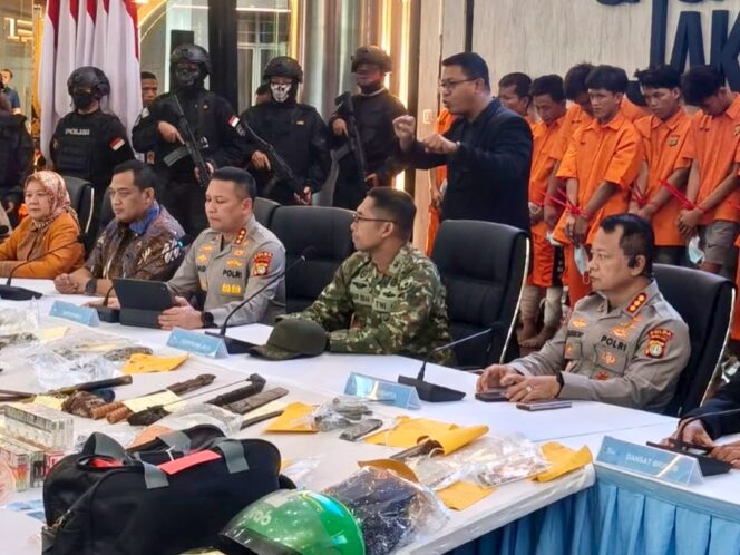 
Polda Metro Jaya Bongkar 127 Kasus Kejahatan Jalanan, 173 Pelaku Berhasil Dibekuk