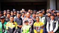 Kapolri Serap Aspirasi Pecalang dan Ojol di Bali, Minta Masalah Parkir hingga Keamanan Segera Dituntaskan