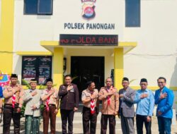 Forkopimcam Panongan Datangi Polsek, Beri Kejutan Hari Bhayangkara ke-80