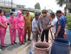 150 KK di Tigaraksa Terima Bantuan Air Bersih dari Polresta Tangerang