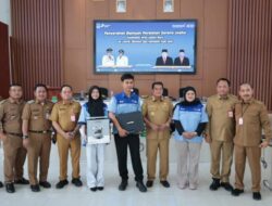 Maesyal Rasyid Serahkan Bantuan Alat Usaha ke 12 Kelompok WUB, Dorong Produk Makin Kompetitif